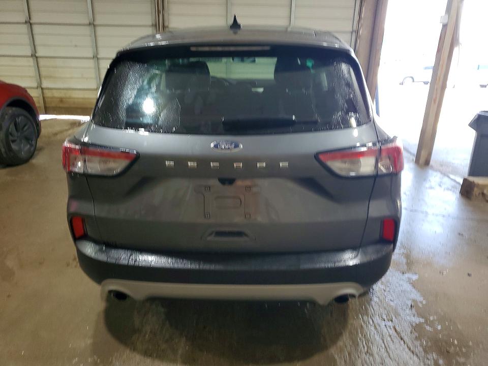 58480606 :رقم المزاد ، 1FMCU0F6XNUA36240 vin ، 2022 Ford Escape مزاد بيع
