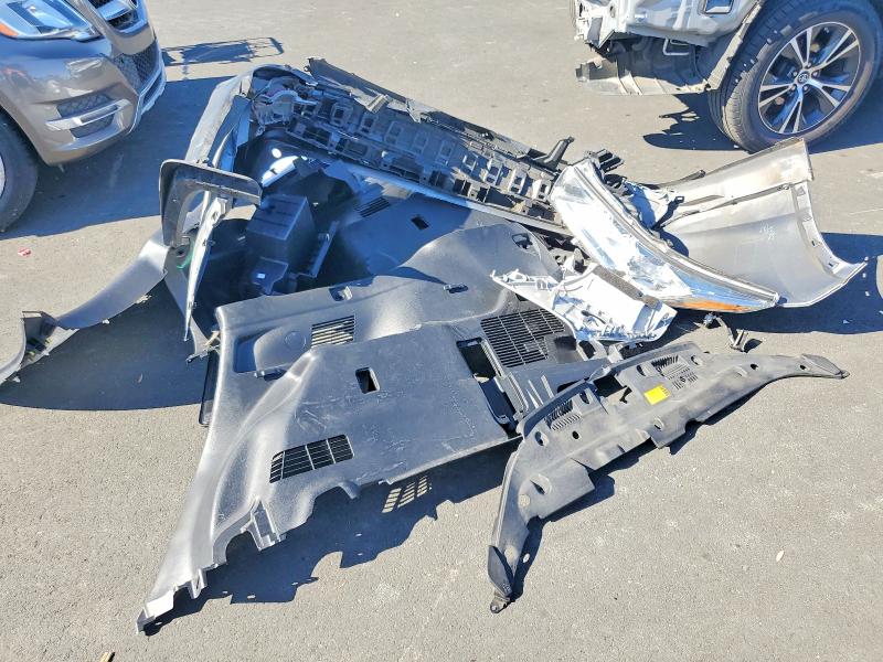 2018 Toyota Highlander მანქანა იყიდება აუქციონზე, vin: 5TDZZRFH4JS278459, აუქციონის ნომერი: 55731136