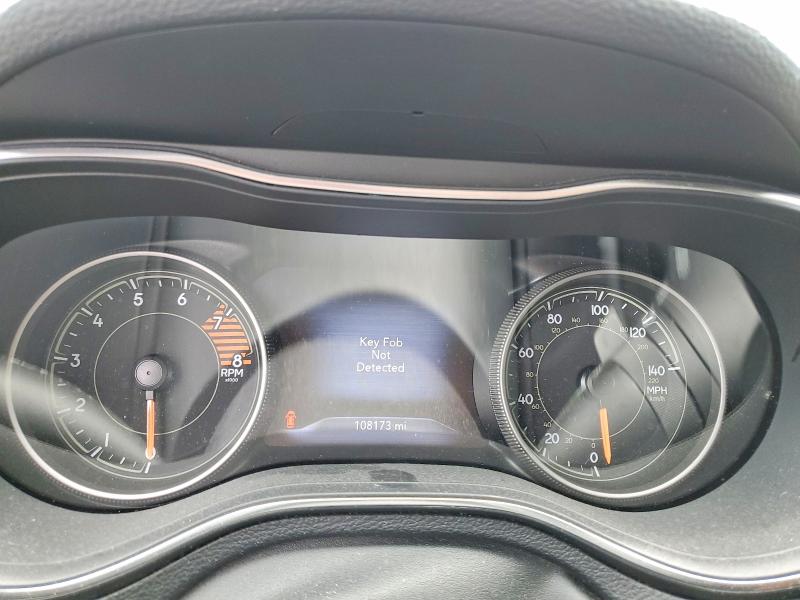 58704696 :رقم المزاد ، 1C4PJMDX7KD361330 vin ، 2019 Jeep Cherokee مزاد بيع