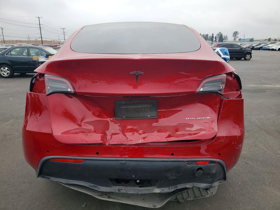 2022 Tesla Model Y მანქანა იყიდება აუქციონზე, vin: 7SAYGAEEXNF561813, აუქციონის ნომერი: 58254056