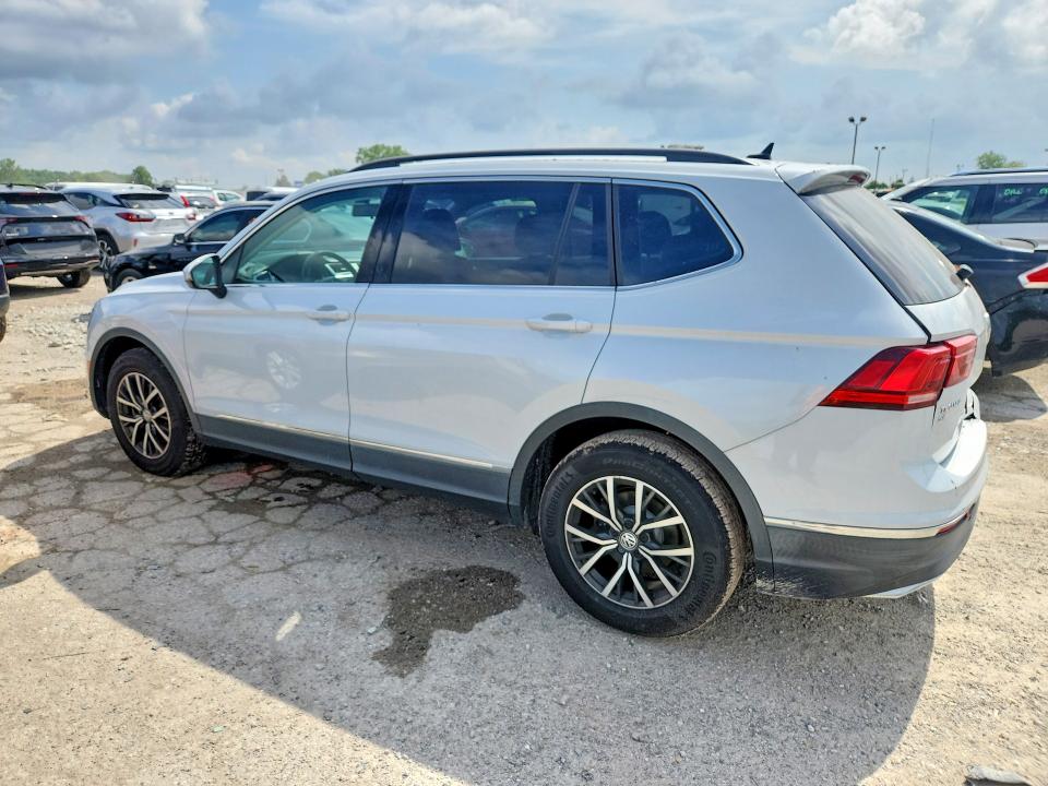 Продажа на аукционе авто 2018 Volkswagen Tiguan, vin: 3VV2B7AX9JM033084, номер лота: 57872286