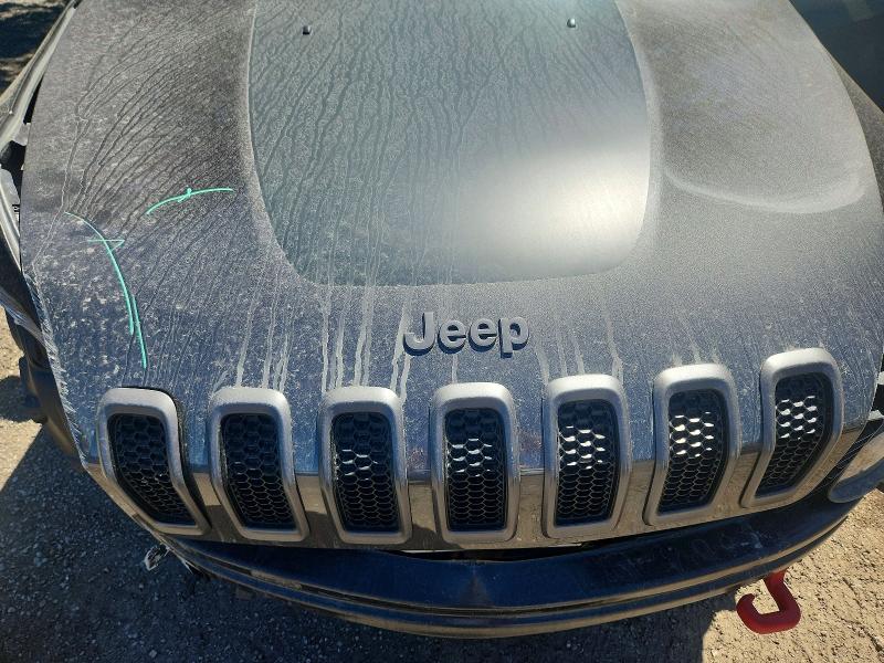 2018 Jeep Cherokee მანქანა იყიდება აუქციონზე, vin: 1C4PJMBXXJD592921, აუქციონის ნომერი: 57509856