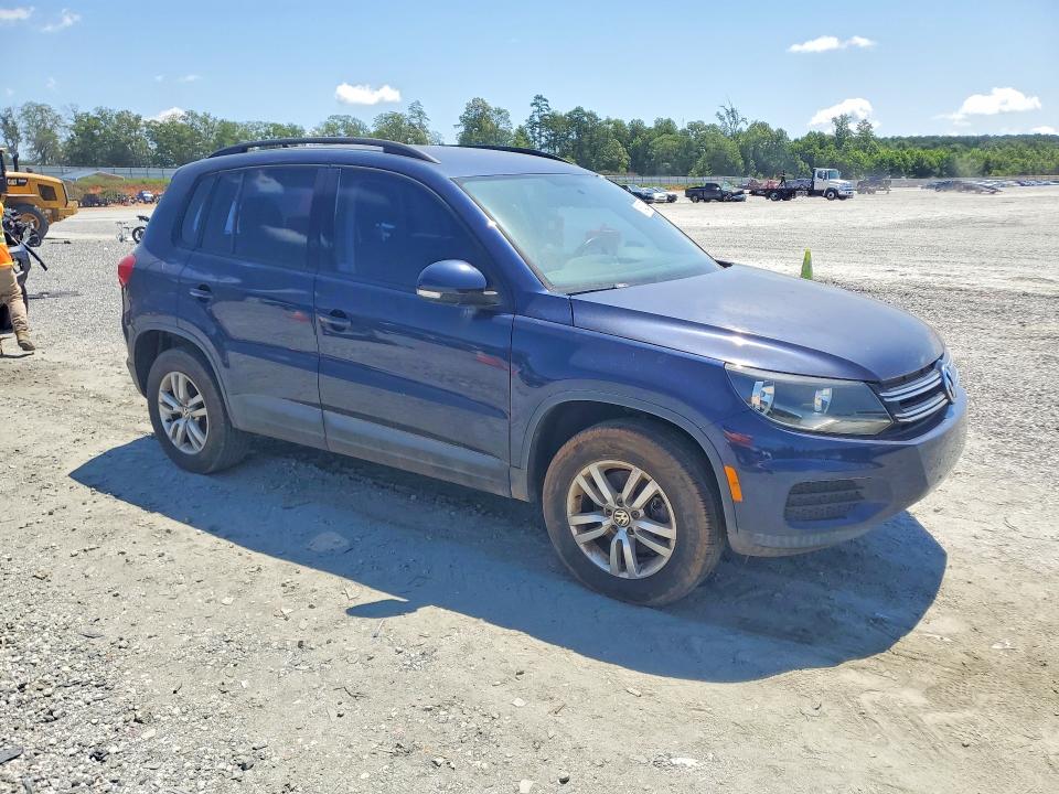 2015 Volkswagen Tiguan მანქანა იყიდება აუქციონზე, vin: WVGAV7AX3FW510743, აუქციონის ნომერი: 58422746