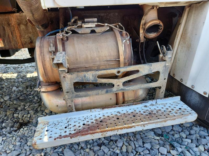 2015 Freightliner M2 მანქანა იყიდება აუქციონზე, vin: 3ALHCYCY0FDGJ8212, აუქციონის ნომერი: 57170486