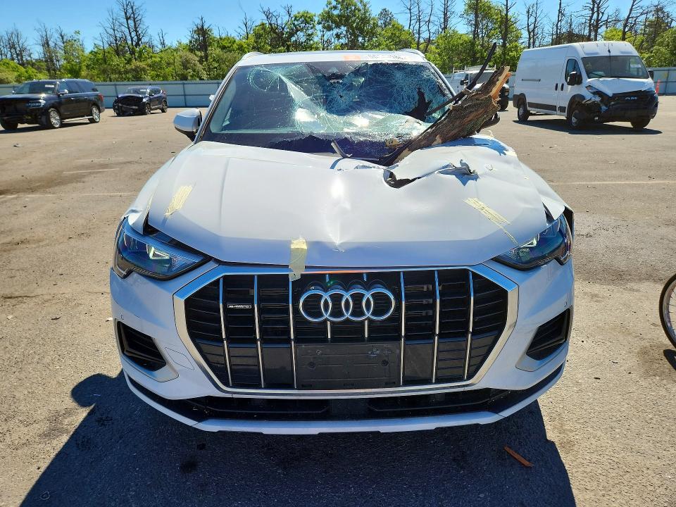 55343986 :رقم المزاد ، WA1AUCF33N1147811 vin ، 2022 Audi Q3 مزاد بيع