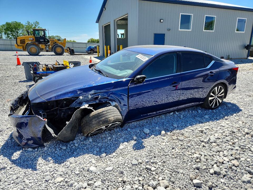 2020 Nissan Altima მანქანა იყიდება აუქციონზე, vin: 1N4BL4CW0LC227348, აუქციონის ნომერი: 55763526