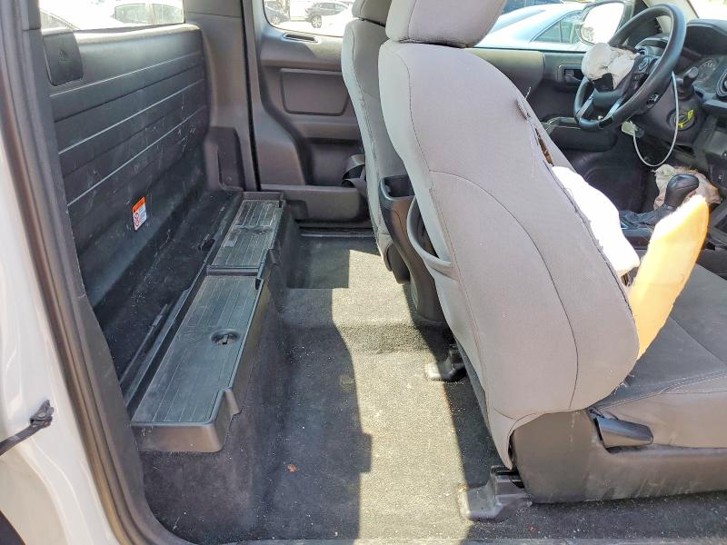 56505296 :رقم المزاد ، 5TFRX5GN5JX112030 vin ، 2018 Toyota Tacoma مزاد بيع