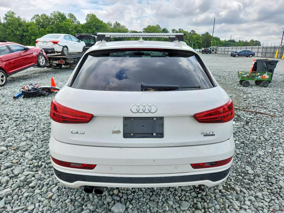 2016 Audi Q3 მანქანა იყიდება აუქციონზე, vin: WA1GFCFS0GR022751, აუქციონის ნომერი: 58413266