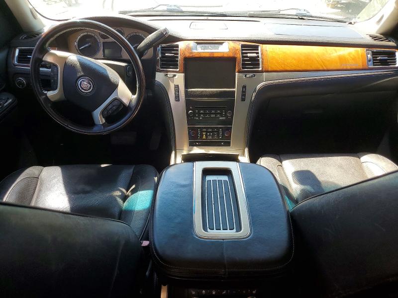 Продажа на аукционе авто 2011 Cadillac Escalade, vin: 1GYS4JEF9BR154814, номер лота: 58585486