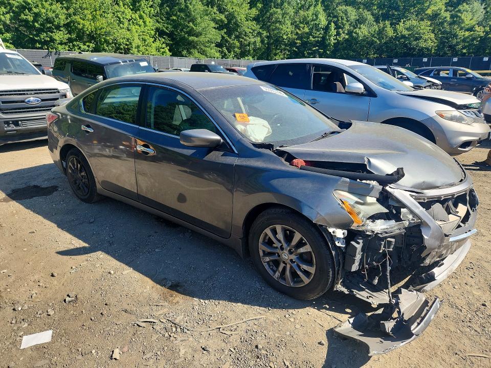 2015 Nissan Altima მანქანა იყიდება აუქციონზე, vin: 1N4AL3AP6FN919611, აუქციონის ნომერი: 55986496