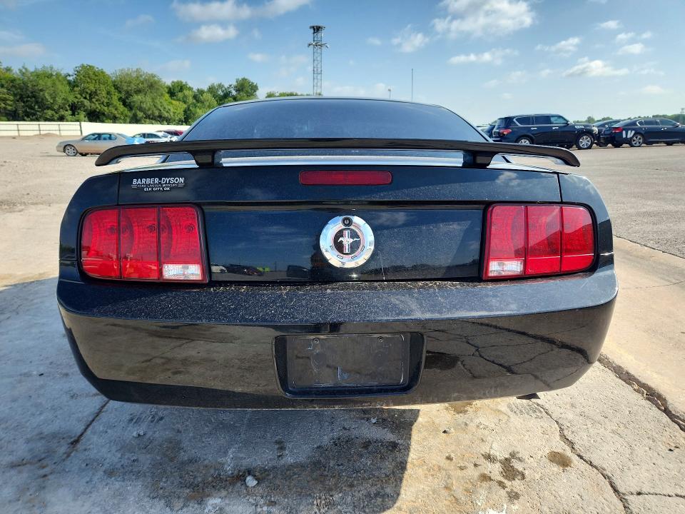 58009096 :رقم المزاد ، 1ZVFT80NX55154573 vin ، 2005 Ford Mustang مزاد بيع