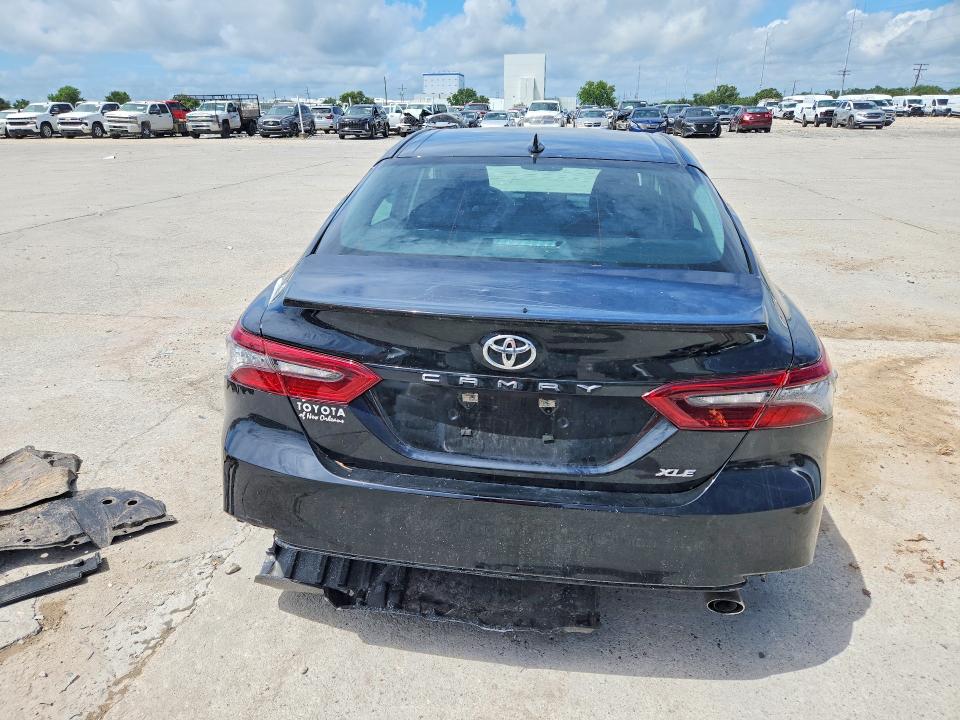 2024 Toyota Camry მანქანა იყიდება აუქციონზე, vin: 4T1F11AK8RU865958, აუქციონის ნომერი: 56136216