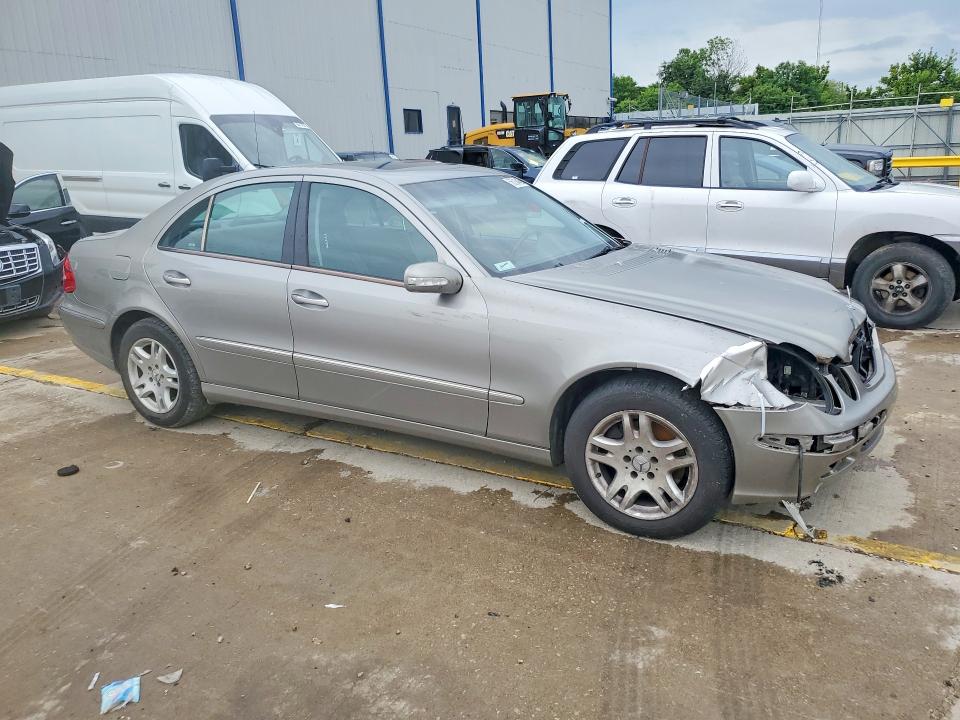 56238466 :رقم المزاد ، WDBUF82JX5X170416 vin ، 2005 Mercedes-benz E-class E320 مزاد بيع