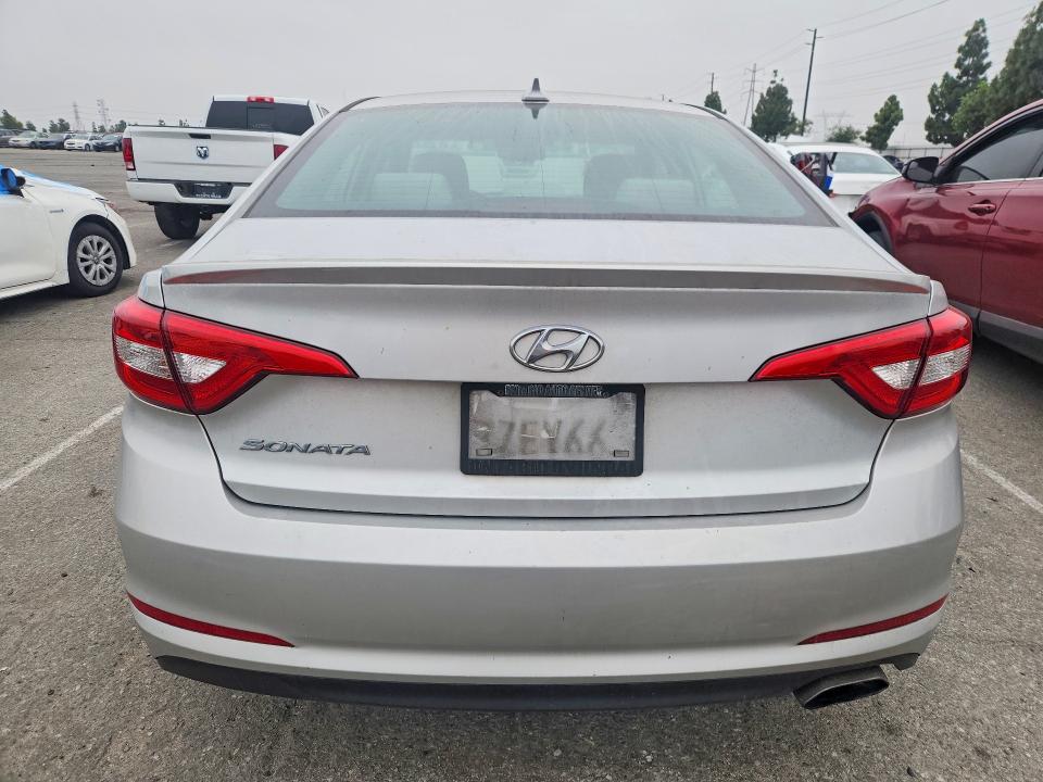 2017 Hyundai Sonata მანქანა იყიდება აუქციონზე, vin: 5NPE24AF5HH565739, აუქციონის ნომერი: 57965856
