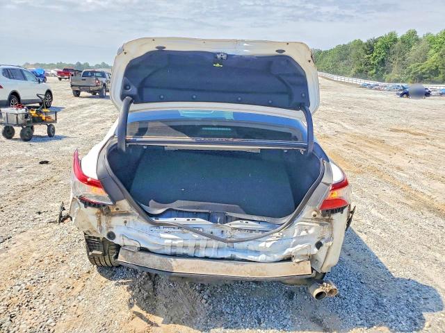 54633846 :رقم المزاد ، 4T1B11HK4JU101470 vin ، 2018 Toyota Camry مزاد بيع