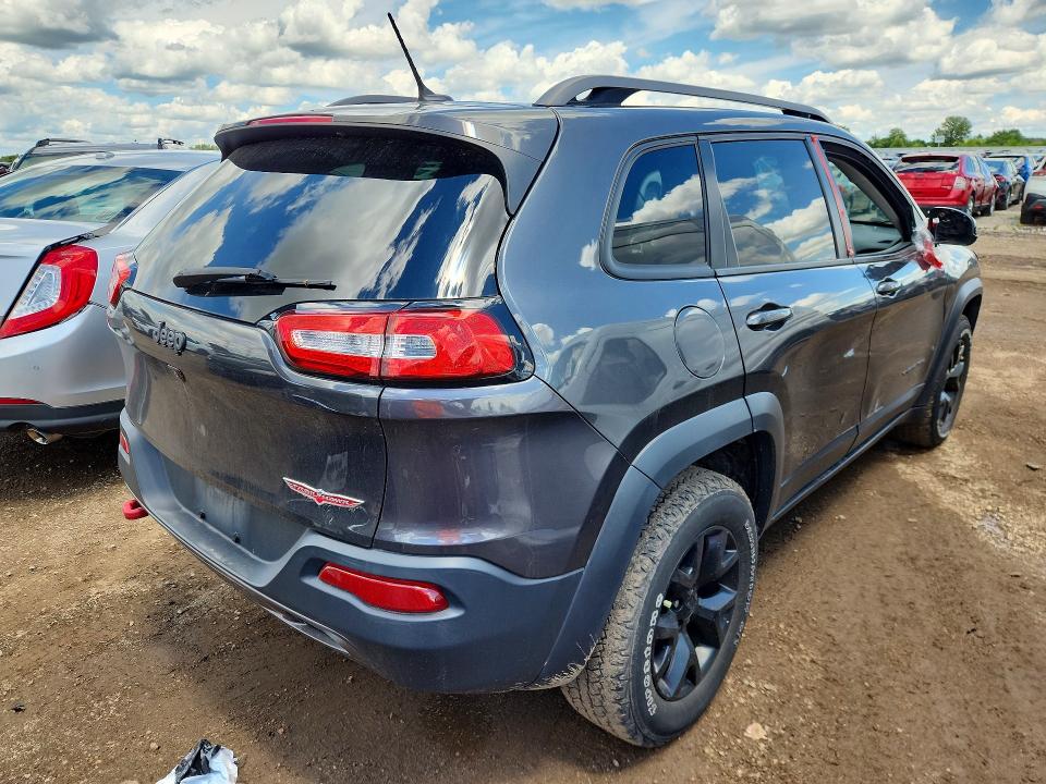 58834486 :رقم المزاد ، 1C4PJMBS6FW523224 vin ، 2015 Jeep Cherokee مزاد بيع