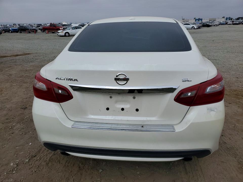 2018 Nissan Altima მანქანა იყიდება აუქციონზე, vin: 1N4AL3AP5JC134713, აუქციონის ნომერი: 58318166