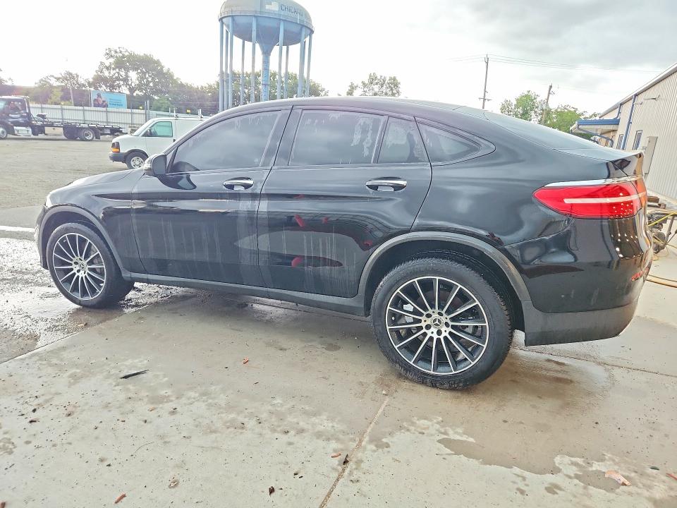 55070616 :رقم المزاد ، WDC0J4KBXHF234068 vin ، 2017 Mercedes-benz Glc Coupe مزاد بيع
