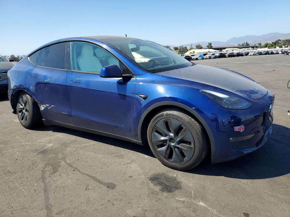 2024 Tesla Model Y მანქანა იყიდება აუქციონზე, vin: 7SAYGAEE7RF184296, აუქციონის ნომერი: 57899456