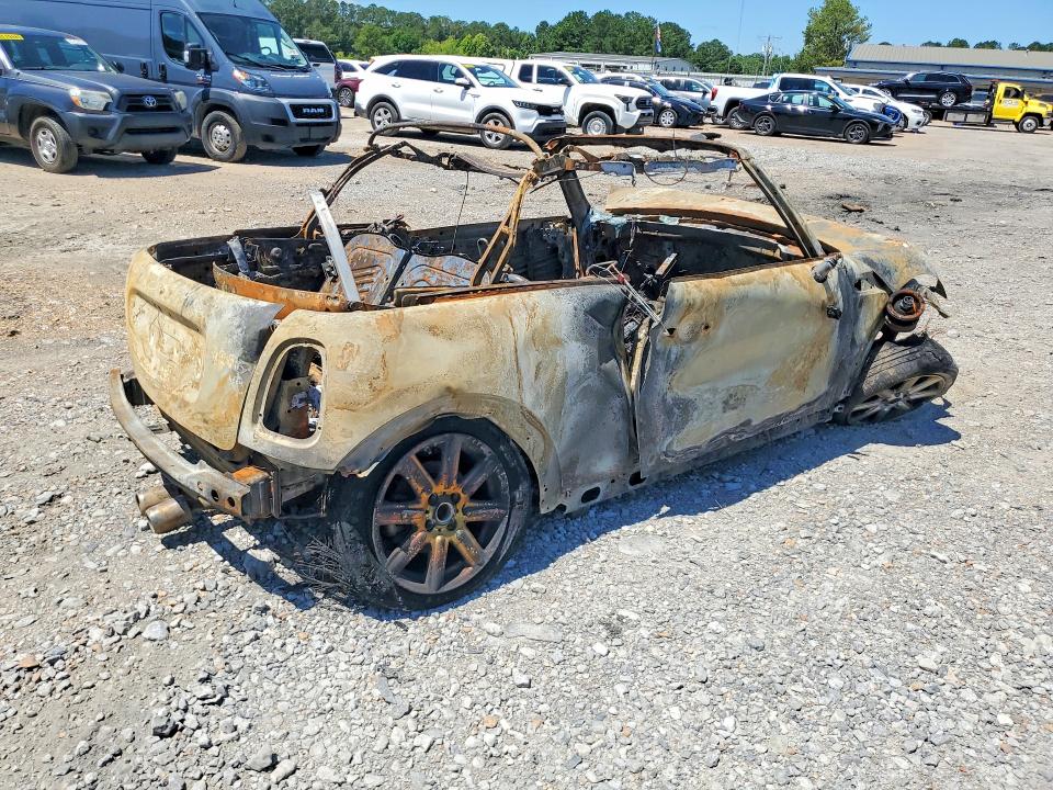 2011 Mini Cooper მანქანა იყიდება აუქციონზე, vin: WMWZP3C55BTX83147, აუქციონის ნომერი: 56856506