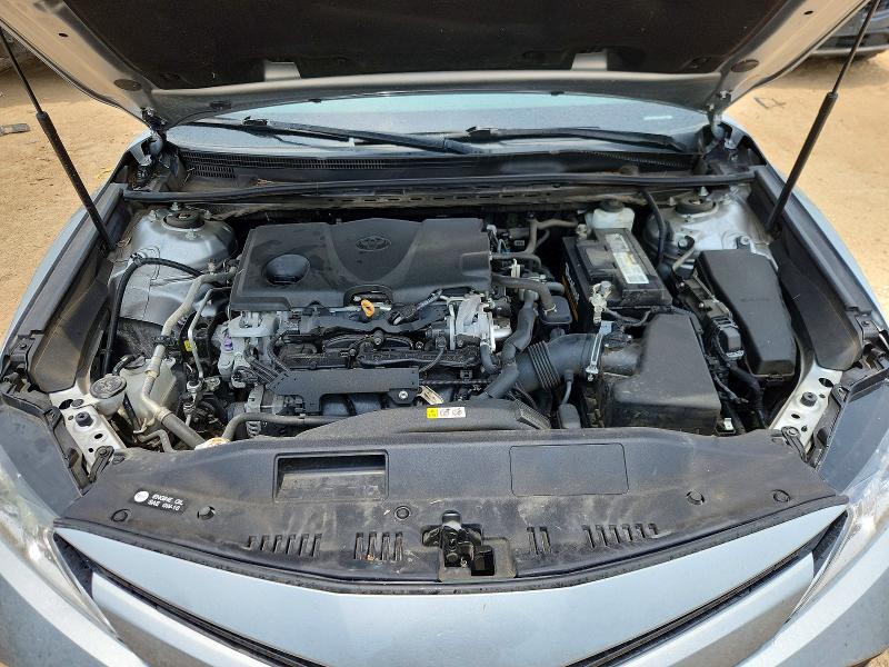 58196726 :رقم المزاد ، 4T1B11HK0KU810219 vin ، 2019 Toyota Camry مزاد بيع