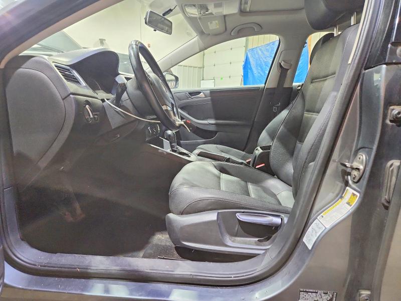 58977566 :رقم المزاد ، 3VWDP7AJ2CM335482 vin ، 2012 Volkswagen Jetta مزاد بيع