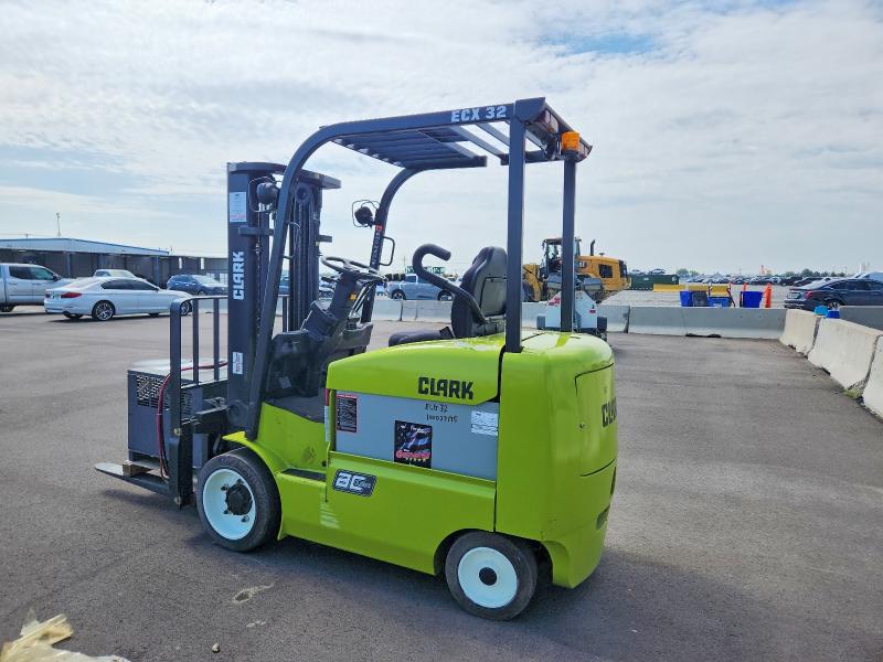 Продажа на аукционе авто 2006 Clark Forklift, vin: ECX36000169653KF, номер лота: 55026456