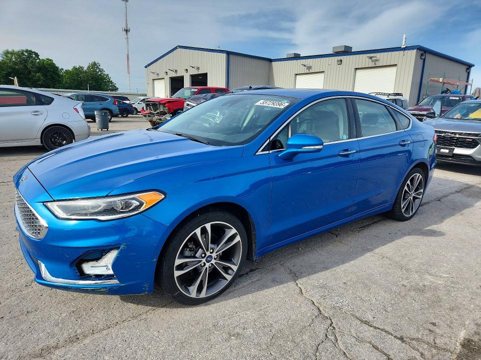 55729396 :رقم المزاد ، 3FA6P0D95LR138092 vin ، 2020 Ford Fusion مزاد بيع