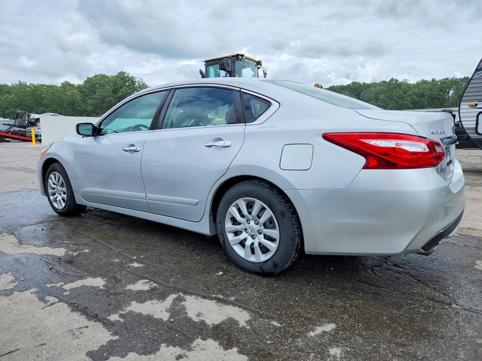 2017 Nissan Altima მანქანა იყიდება აუქციონზე, vin: 1N4AL3AP2HN343597, აუქციონის ნომერი: 55916066