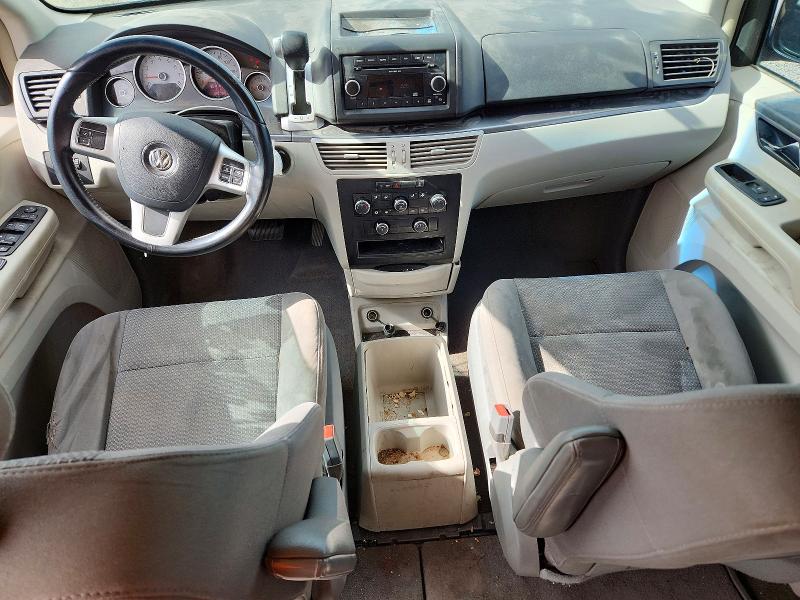 2011 Volkswagen Routan მანქანა იყიდება აუქციონზე, vin: 2V4RW4DG0BR804978, აუქციონის ნომერი: 57059276