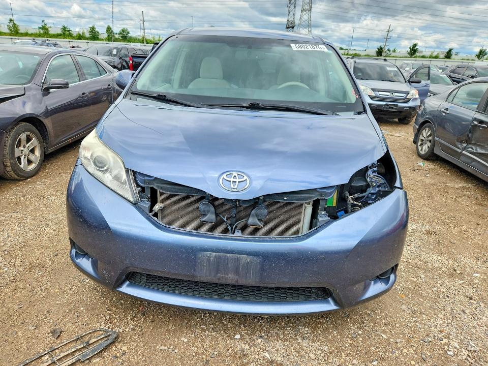 Aukcja sprzedaży 2013 Toyota Sienna, vin: 5TDKK3DC5DS355628, numer aukcji: 58021876