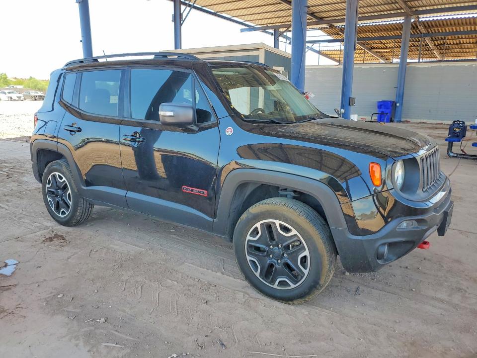 57813726 :رقم المزاد ، ZACCJBCT0GPD24534 vin ، 2016 Jeep Renegade مزاد بيع