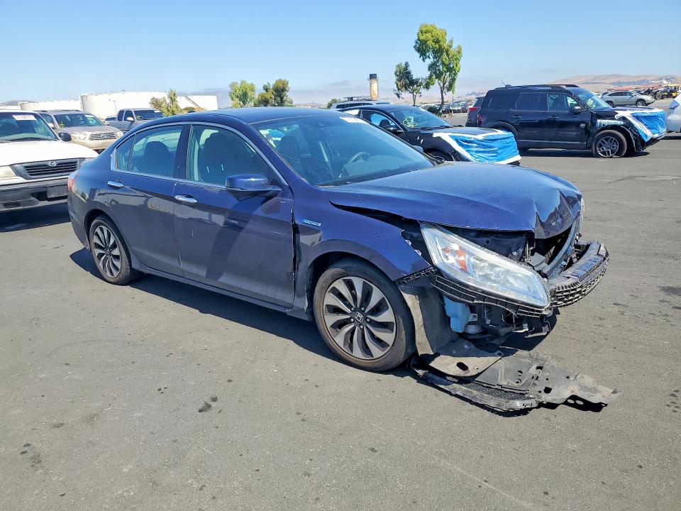 57233626 :رقم المزاد ، 1HGCR6F70EA000089 vin ، 2014 Honda Accord مزاد بيع