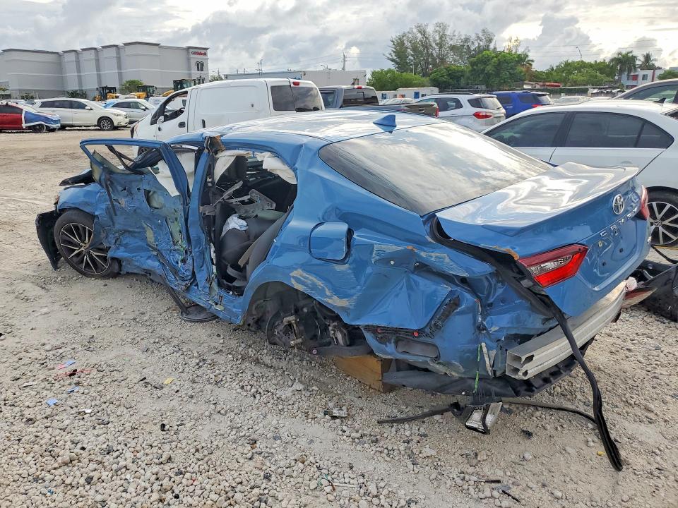 2023 Toyota Camry მანქანა იყიდება აუქციონზე, vin: 4T1G11AK4PU125809, აუქციონის ნომერი: 56562766