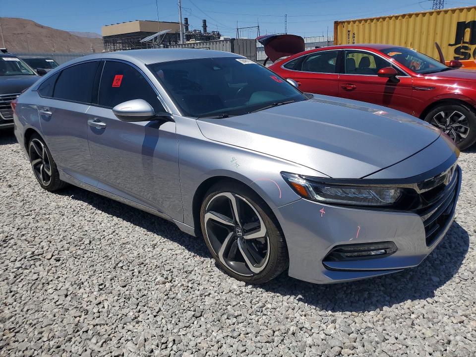 2020 Honda Accord მანქანა იყიდება აუქციონზე, vin: 1HGCV1F32LA039372, აუქციონის ნომერი: 56481736