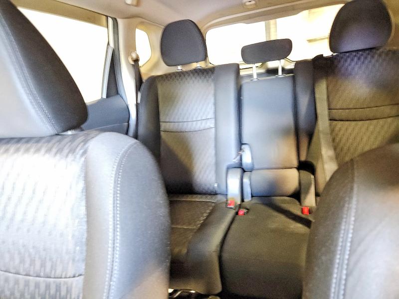 57932696 :رقم المزاد ، KNMAT2MV8JP528892 vin ، 2018 Nissan Rogue مزاد بيع