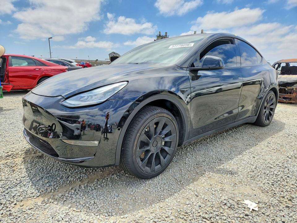 57778096 :رقم المزاد ، 7SAYGAEE2PF615575 vin ، 2023 Tesla Model Y مزاد بيع