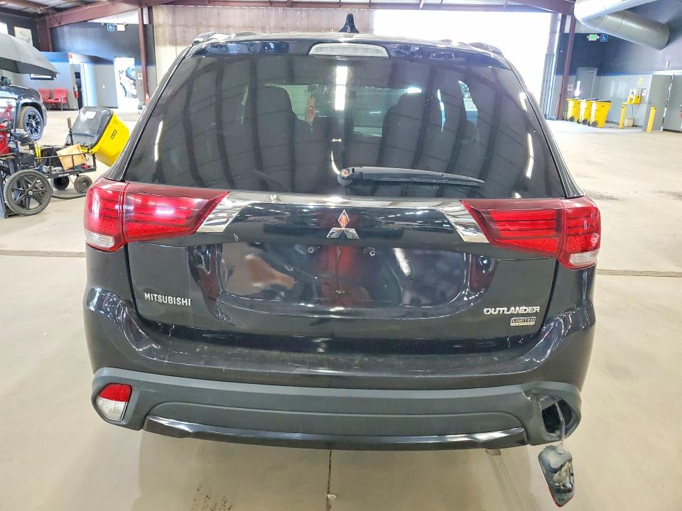 Продаж на аукціоні авто 2018 Mitsubishi Outlander, vin: JA4AZ3A37JZ050020, номер лоту: 56588696