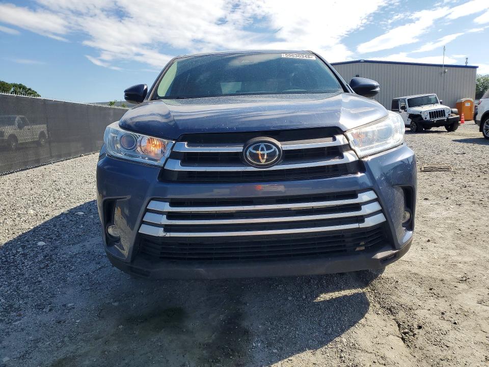 55636346 :رقم المزاد ، 5TDZZRFH5KS347290 vin ، 2019 Toyota Highlander مزاد بيع