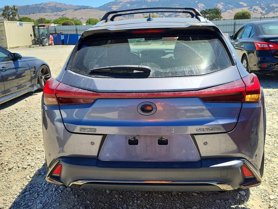57373696 :رقم المزاد ، JTHE9JBH8M2053624 vin ، 2021 Lexus Ux مزاد بيع