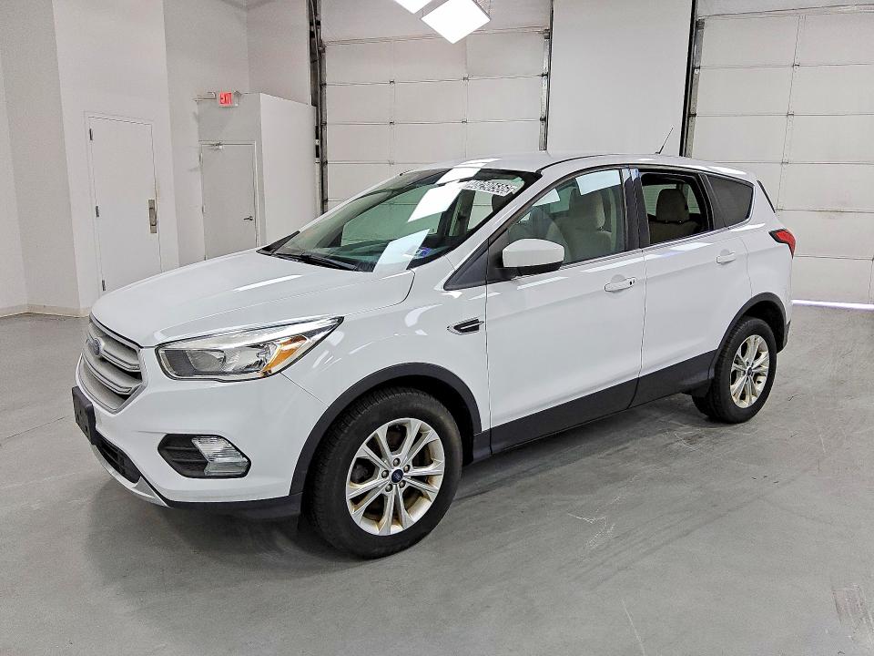 Продажа на аукционе авто 2019 Ford Escape, vin: 1FMCU9GDXKUB31393, номер лота: 48290586