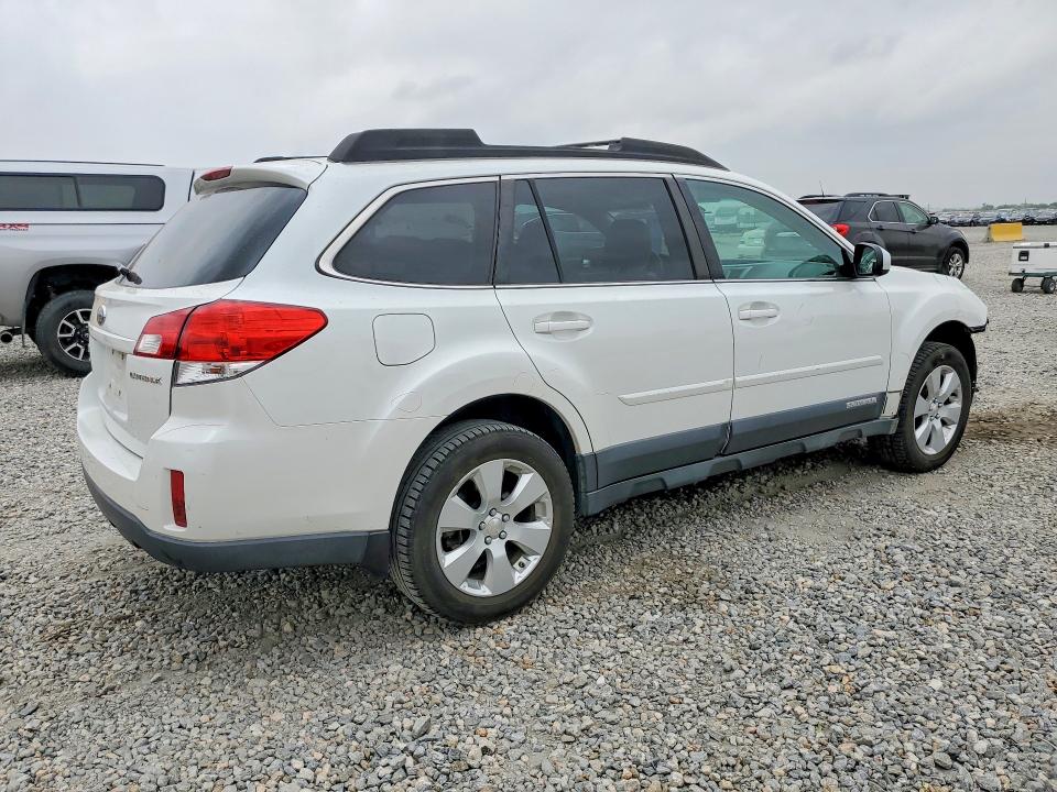58648846 :رقم المزاد ، 4S4BRCCC9B3412145 vin ، 2011 Subaru Outback مزاد بيع