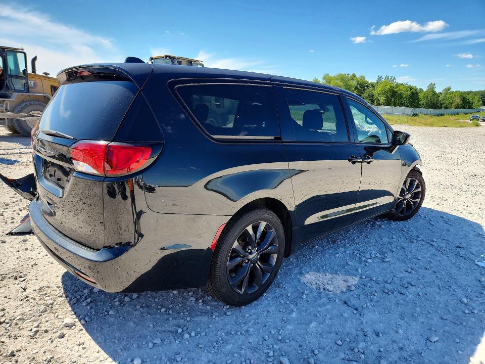 2020 Chrysler Pacifica მანქანა იყიდება აუქციონზე, vin: 2C4RC1FGXLR147364, აუქციონის ნომერი: 57406216