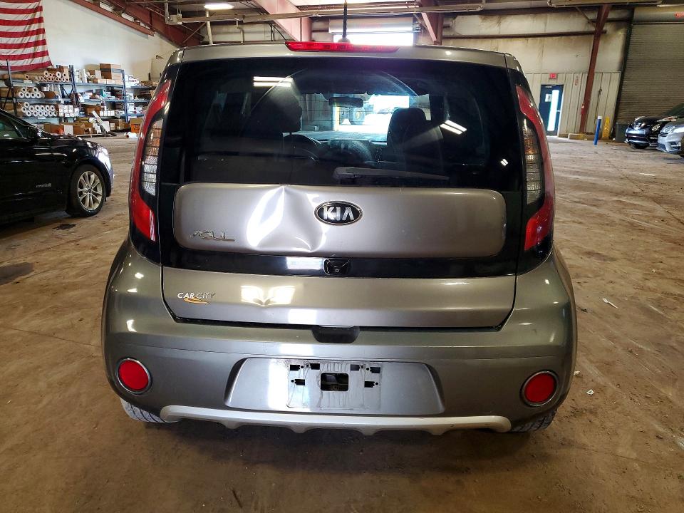 58177556 :رقم المزاد ، KNDJP3A57J7511628 vin ، 2018 Kia Soul مزاد بيع