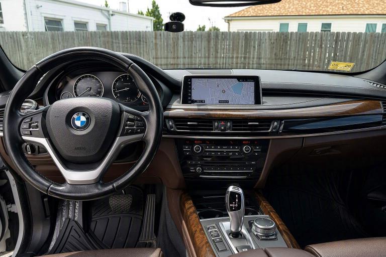Продаж на аукціоні авто 2017 Bmw X5, vin: 5UXKR0C39H0V68990, номер лоту: 58422546
