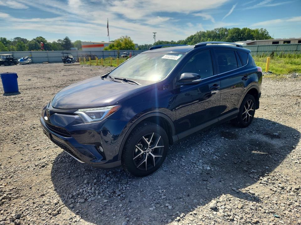 56320686 :رقم المزاد ، JTMNFREV0JD123112 vin ، 2018 Toyota Rav4 مزاد بيع