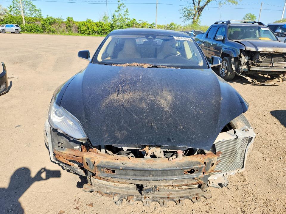 Продажа на аукционе авто 2014 Tesla Model S, vin: 5YJSA1S18EFP65998, номер лота: 54886816
