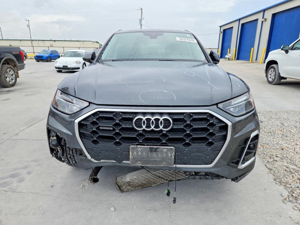 56324246 :رقم المزاد ، WA1GAAFY6P2115063 vin ، 2023 Audi Q5 مزاد بيع