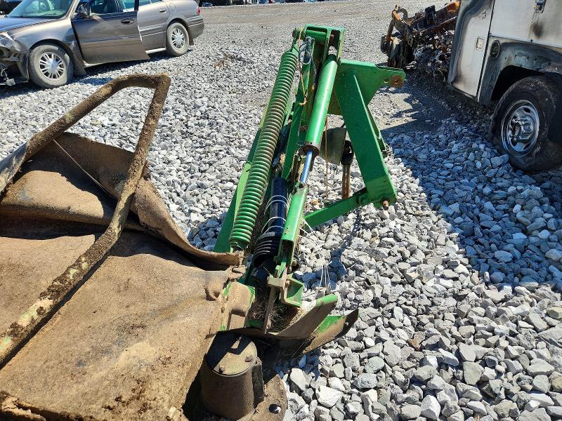 2012 John Deere 275 მანქანა იყიდება აუქციონზე, vin: N0V1N000056875296, აუქციონის ნომერი: 56875296