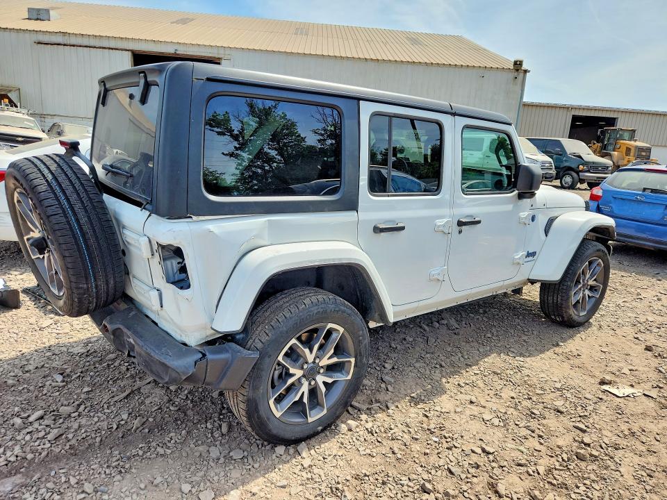 Продажа на аукционе авто 2024 Jeep Wrangler, vin: 1C4RJXN62RW145268, номер лота: 55705926